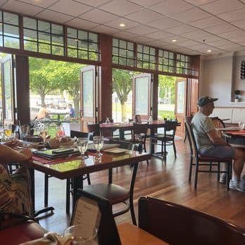 Turkish hospitality tradition - Sharing meals and building relationships